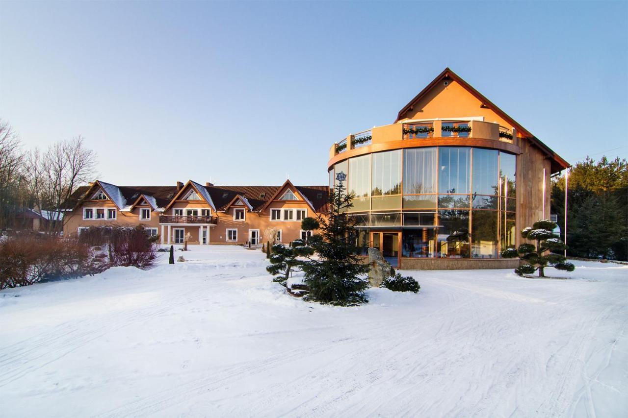 Hotel Pory Roku Czysteblota Kültér fotó