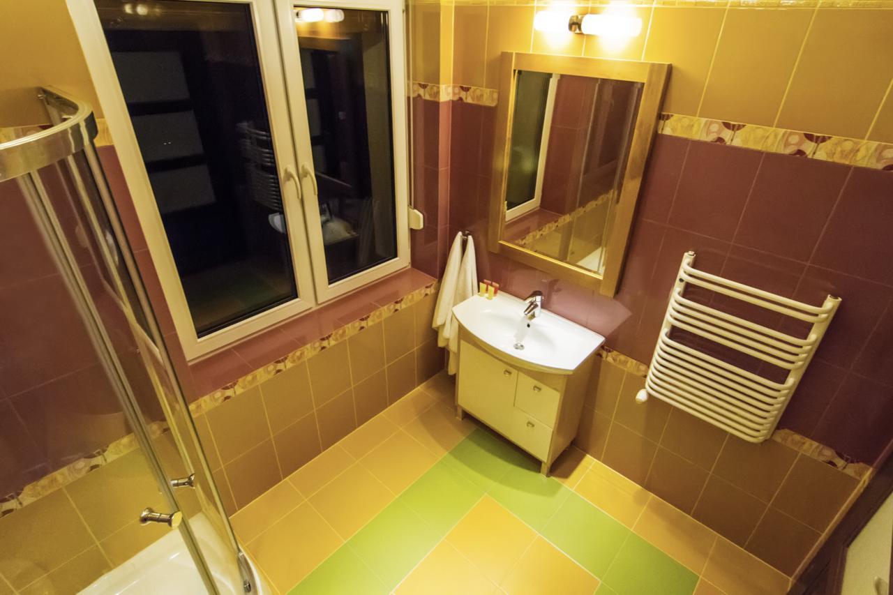 Hotel Pory Roku Czysteblota Kültér fotó