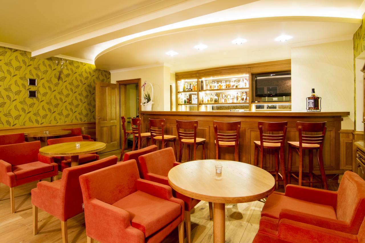 Hotel Pory Roku Czysteblota Kültér fotó